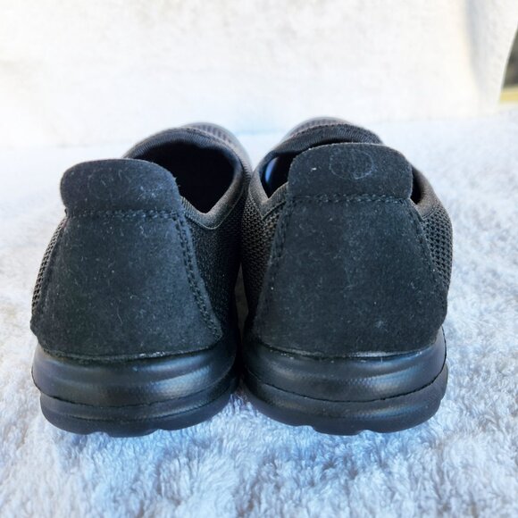 DAILY SHOES NWB BLACK SLIP-ON FLAT COMFORT SHOES, WOVEN CANVAS UPPER - Picture 6 of 7